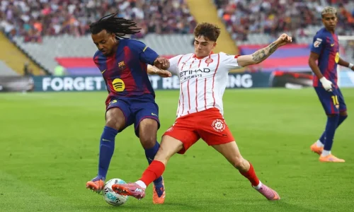 Ucym3fwXG7_1761386091