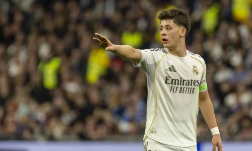 arda-güler-denies-being-bullied-in-the-real-madrid-dressing-v0-QtrjKF5lFD82ngFp6K-MhS7kwDPoVO4wG26vBqTkZd8