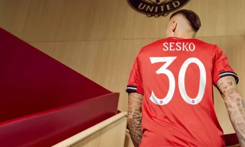 benjamin-sesko-will-wear-the-no-30-shirt-for-manchester-v0-0MXcvKae4greMcbrfjWhk-fX9ZnMD3GeZCu7TEq7J2U