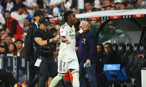 yWceUiL1PK_1761522759